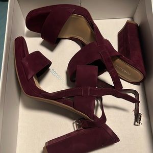 Burgundy Heel